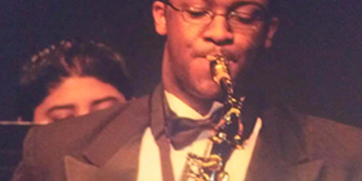 Saxophonist Hosea Connie | Teen Jazz Artist